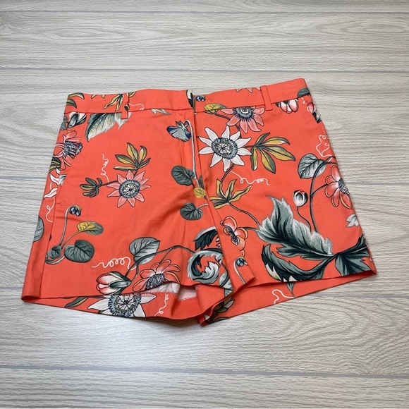 Ann Taylor Devin City Shorts Flat Front Chino Floral Orange Women’s size 6 New - Picture 2 of 13